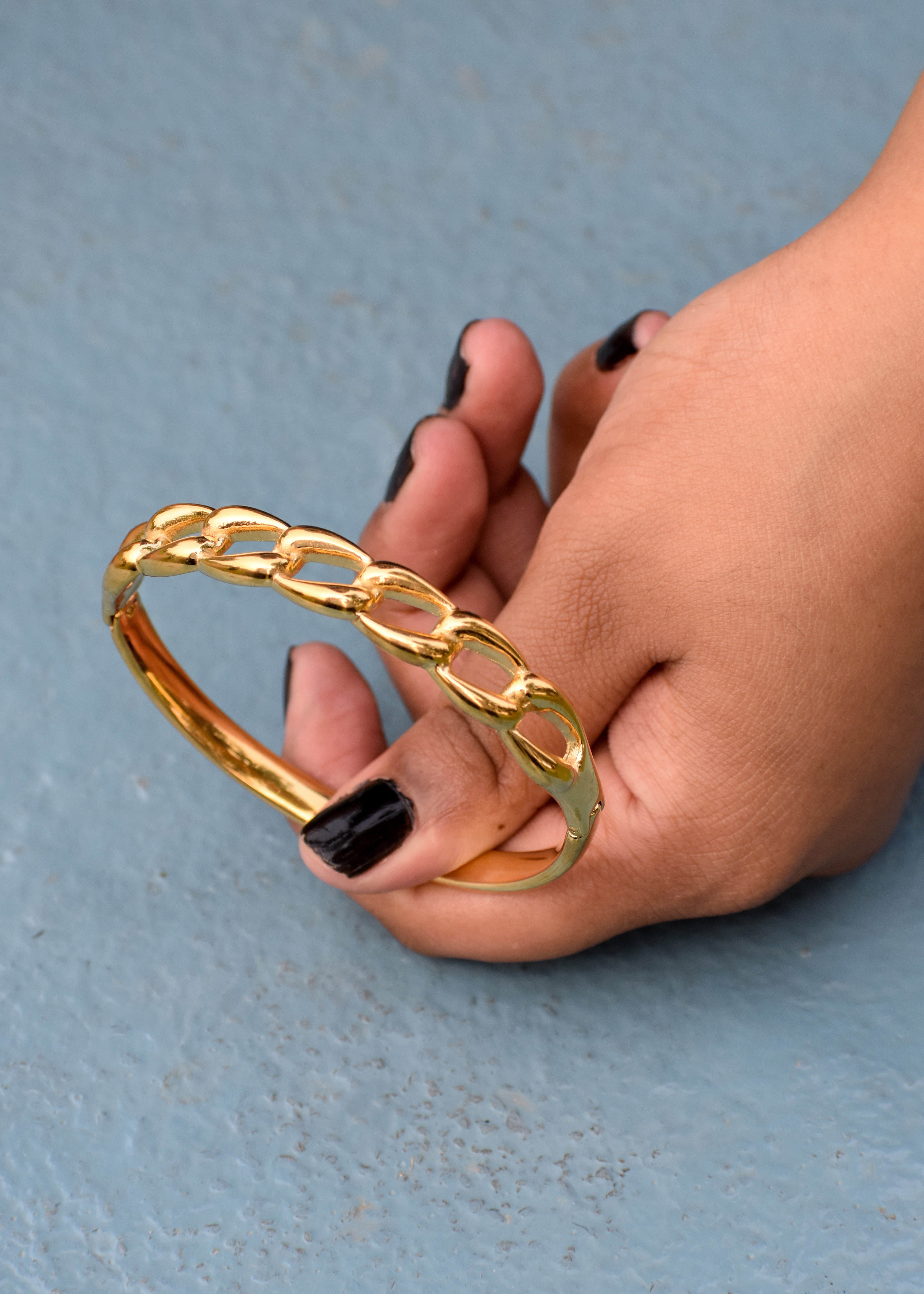 Chained Bracelet - Hover Image