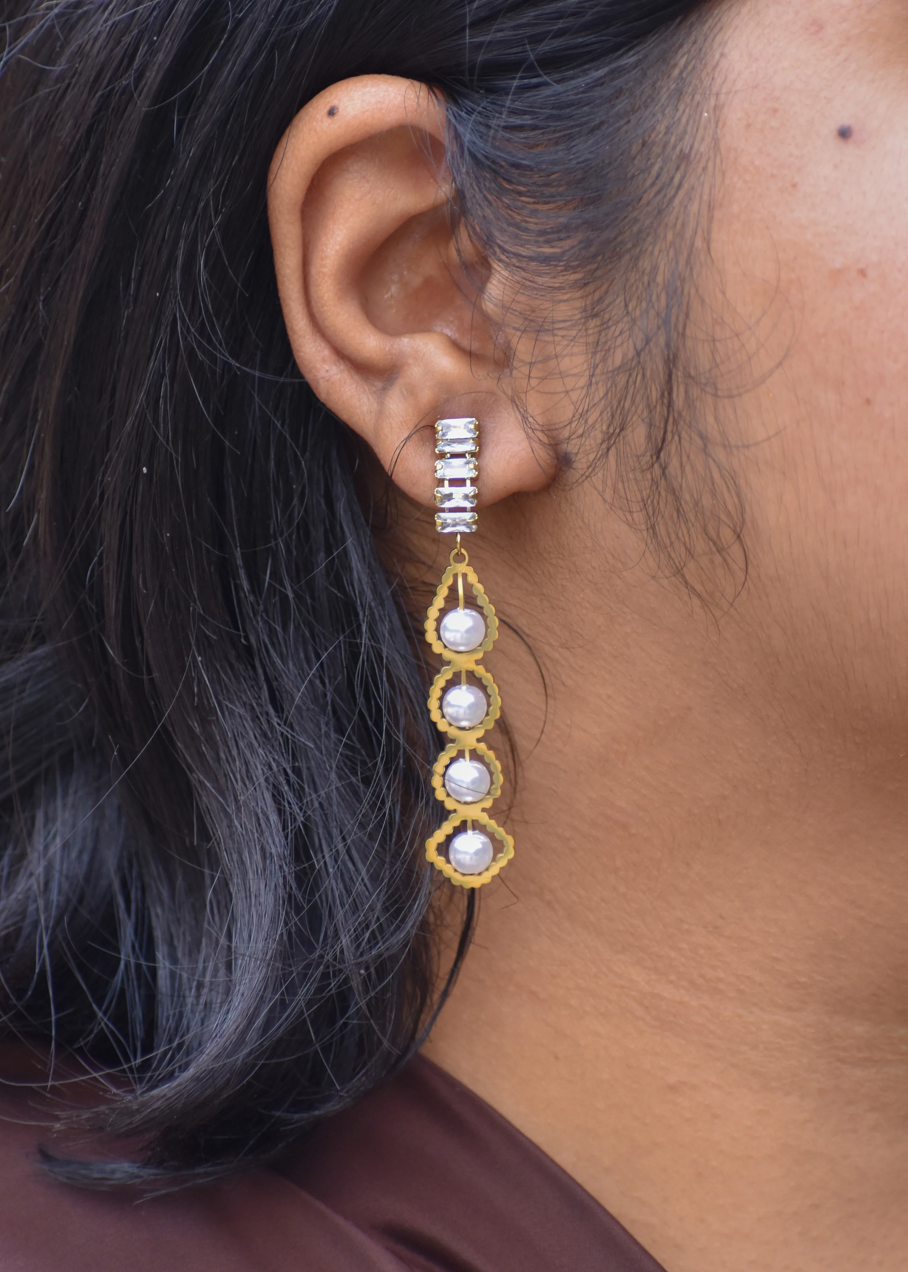 Hanging Pearls Earring| Anti-Tarnish Image