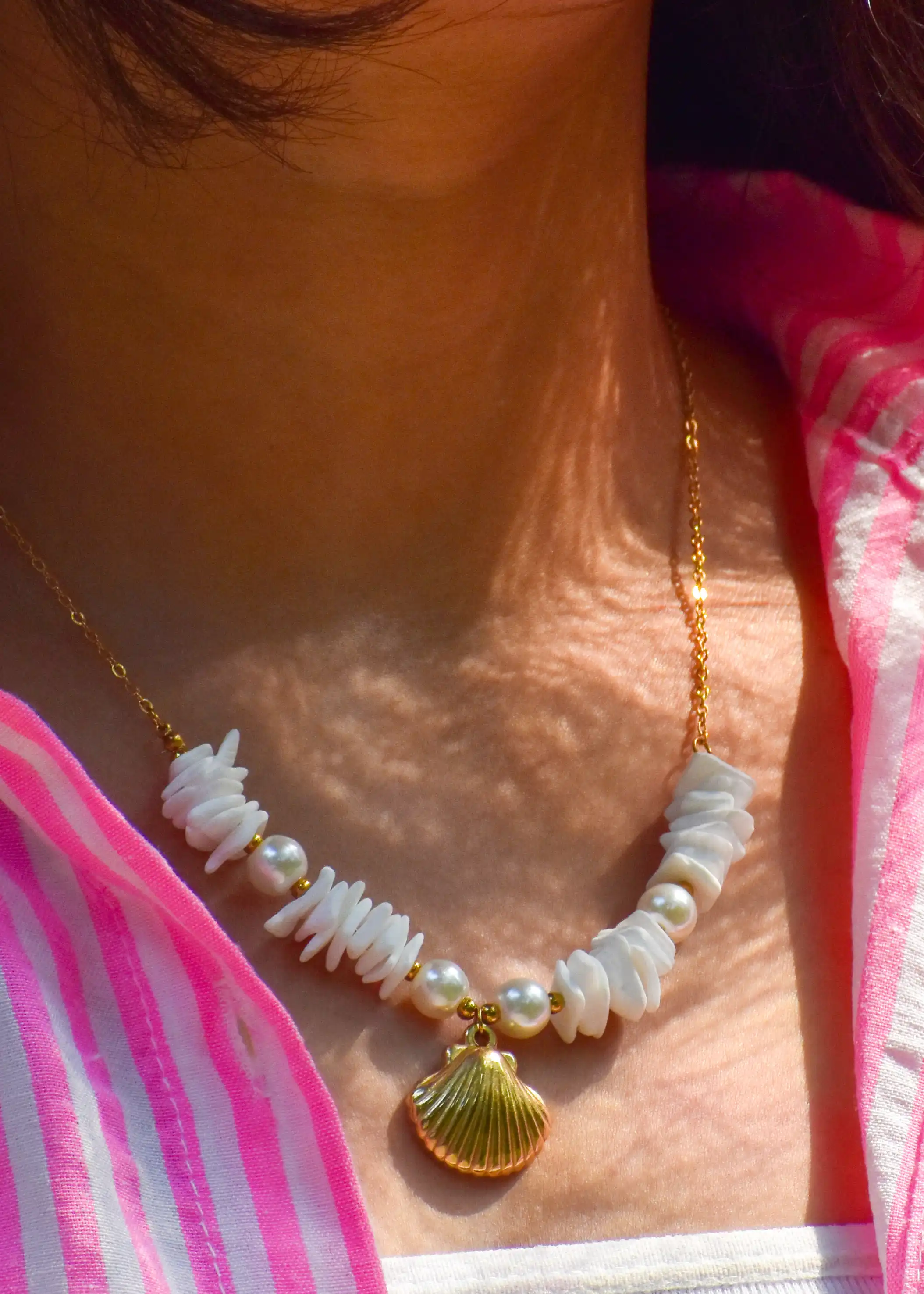 Shell Pendant| Anti Tarnish| Golden Color| Western Style - Hover Image