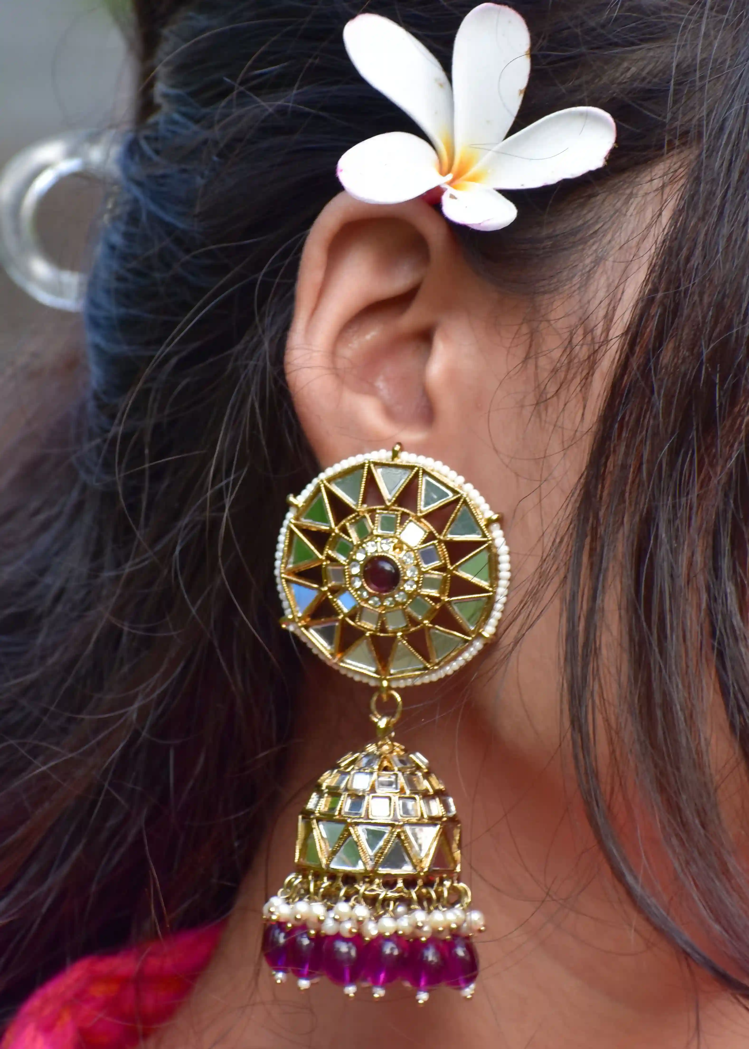 Pratima Jhumki with Maang Tikka Set - Hover Image